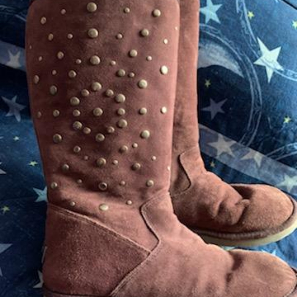Purple uggs